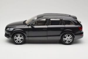 Audi Q7 4L Lava Grey Minichamps 1:18 5010507625 メタル - 画像 4/8