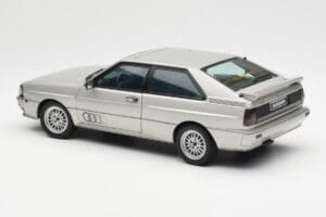 Audi Quattro LWB シルバー AUTOart 1:18 70303 メタル - 画像 7/8