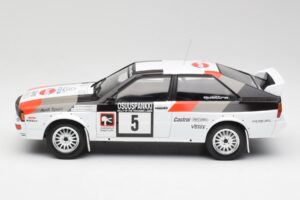 Audi Quattro #5 H. Mikkola / A. Hertz 1000 Lakes Rally 1982 IXO 1:18 18RMC094B メタル - 画像 3/6