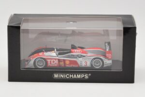 Audi R10 TDI LMP1 #3 L. Luhr / A. Premat / M. Rockenfeller 24 Hours of Le Mans 2008 Minichamps 1:43 400089903 メタル - 画像 4/4
