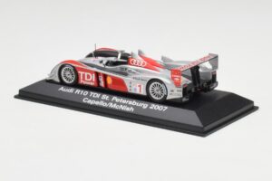 Audi R10 TDI #1 R. Capello / A. McNish / T. Kristensen 24 Hours of Le Mans 2007 Minichamps 1:43 5020700243 メタル - 画像 3/4