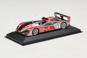 Audi R10 TDI LMP1 #3 L. Luhr / A. Premat 2008 Minichamps 1:43 400089803 メタル - 画像 2/4