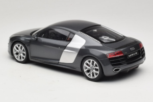 Audi R8 5.2 FSI Quattro Daytona Grey Kyosho 1:18 09216DG メタル - 画像 6/7
