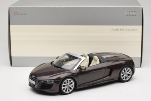 Audi R8 5.2 Spyder Teak Brown Kyosho 1:18 5010918525 メタル - 画像 8/8