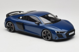 Audi R8 Ascari Blue Jada 1:18 5011918451 メタル - 画像 4/6