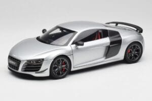 Audi R8 GT Type 42 Ice シルバー Metallic Kyosho 1:18 09218IS メタル