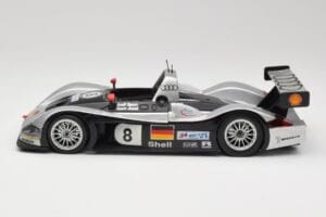Audi R8R LMP #8 F. Biela / E. Pirro / D. Theys 24 Hours of Le Mans 1999 Maisto 1:18 538881 メタル - 画像 4/8