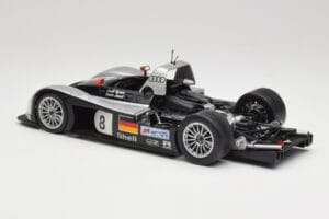 Audi R8R LMP #8 F. Biela / E. Pirro / D. Theys 24 Hours of Le Mans 1999 Maisto 1:18 538881 メタル - 画像 5/8