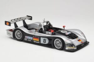 Audi R8R LMP #8 F. Biela / E. Pirro / D. Theys 24 Hours of Le Mans 1999 Maisto 1:18 538881 メタル - 画像 6/8