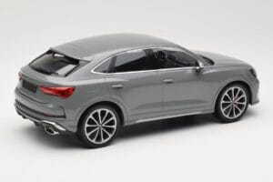 Audi RS Q3 F3 Sportback グレー Minichamps 1:18 155018100 メタル - 画像 2/6