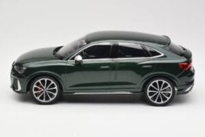 Audi RS Q3 Sportback 8U Green Metallic Minichamps 1:18 155018102 メタル - 画像 3/6