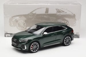 Audi RS Q3 Sportback 8U Green Metallic Minichamps 1:18 155018102 メタル - 画像 6/6