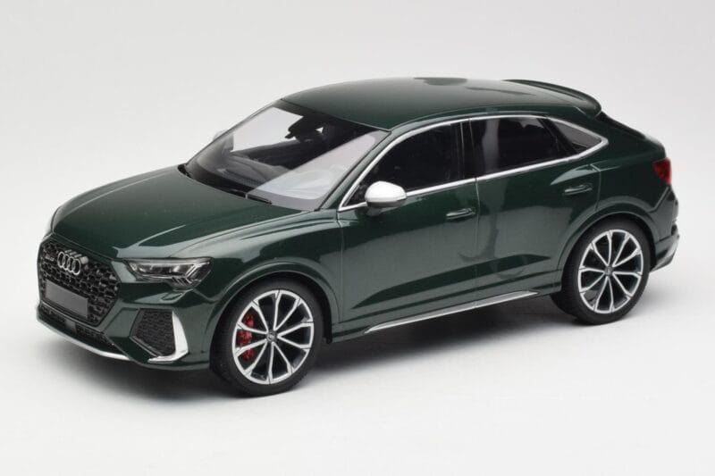 Audi RS Q3 Sportback 8U Green Metallic Minichamps 1:18 155018102 メタル