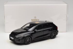 Audi RS3 8Y Sportback Myth Black Norev 1:18 188388 メタル - 画像 8/8