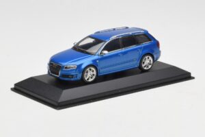 Audi RS4 B7 Avant Blue Metallic Minichamps 1:43 AUDI010 メタル - 画像 2/4