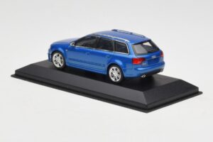 Audi RS4 B7 Avant Blue Metallic Minichamps 1:43 AUDI010 メタル - 画像 3/4