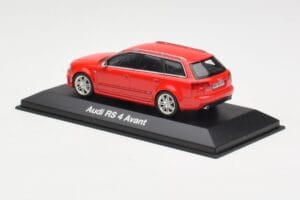 Audi RS4 B7 Avant レッド Minichamps 1:43 5010509213 メタル - 画像 3/4