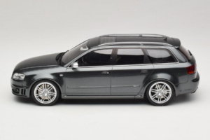 Audi RS4 B7 グレー Otto 1:18 OT721 レジン - 画像 3/6