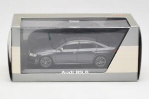 Audi RS6 C6 Daytona Grey Minichamps 1:43 5010810123 メタル - 画像 4/4