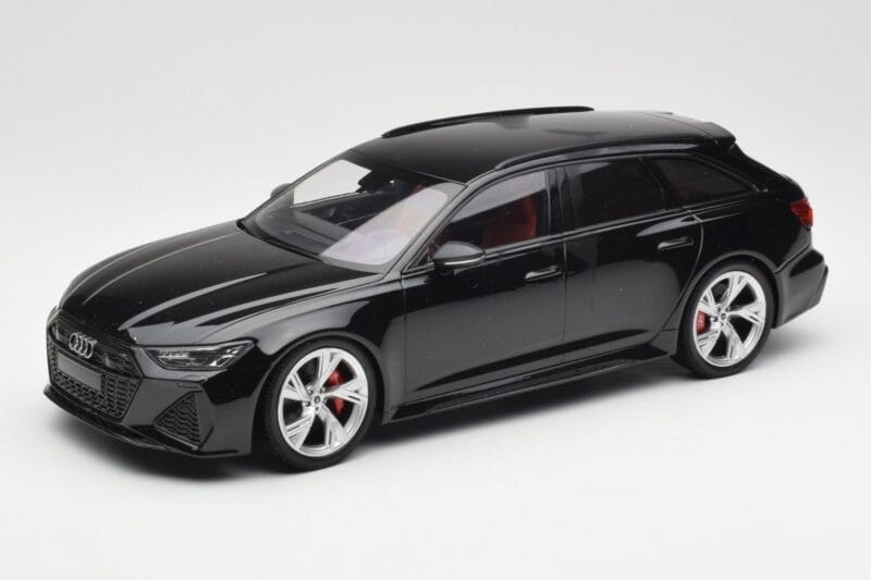 Audi RS6 C8 Avant Black Metallic Minichamps 1:18 155018014 メタル