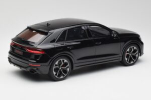Audi RSQ8 ナイトブラック GT Spirit 1:18 GT305 レジン - 画像 2/6