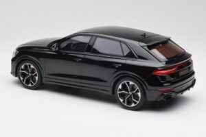 Audi RSQ8 ナイトブラック GT Spirit 1:18 GT305 レジン - 画像 5/6