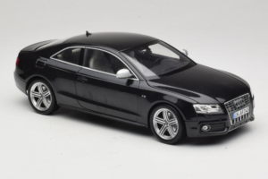 Audi S5 B8 Coupe ブラック Norev 1:18 188360 メタル - 画像 6/8