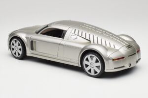 Audi Rosemeyer シルバー Maisto 1:18 31625 メタル - 画像 7/8
