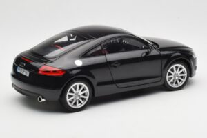 Audi TT 8J ファントムブラック Minichamps 1:18 5010500425 メタル - 画像 3/8
