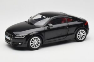 Audi TT 8J ファントムブラック Minichamps 1:18 5010500425 メタル