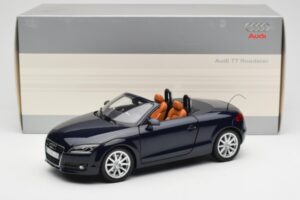 Audi TT 8J Roadster ディープシーブルー Minichamps 1:18 5010500525 メタル - 画像 8/8