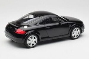 Audi TT 8N ブラック Minichamps 1:18 155017021 メタル - 画像 2/6