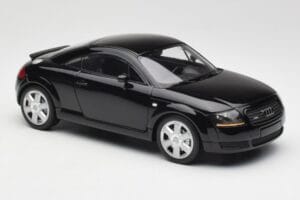Audi TT 8N ブラック Minichamps 1:18 155017021 メタル - 画像 4/6