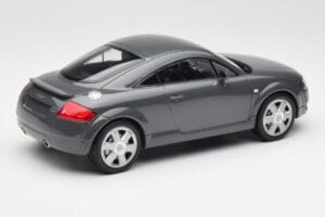 Audi TT 8N Coupe Grey Metallic Minichamps 1:18 155017020 メタル - 画像 2/6