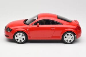 Audi TT 8N レッド Minichamps 1:18 155017022 メタル - 画像 3/6