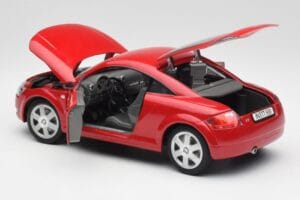 Audi TT 8N クーペ レッド Revell 1:18 89909092 メタル - 画像 5/8