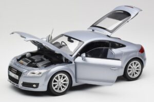 Audi TT 8N RHD レイク シルバー メタリック Minichamps 1:18 150015020 メタル - 画像 2/8