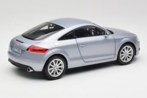 Audi TT 8N RHD レイク シルバー メタリック Minichamps 1:18 150015020 メタル - 画像 3/8
