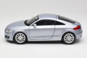 Audi TT 8N RHD レイク シルバー メタリック Minichamps 1:18 150015020 メタル - 画像 4/8