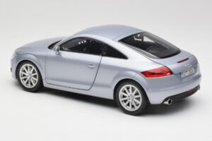 Audi TT 8N RHD レイク シルバー メタリック Minichamps 1:18 150015020 メタル - 画像 7/8