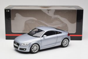 Audi TT 8N RHD レイク シルバー メタリック Minichamps 1:18 150015020 メタル - 画像 8/8