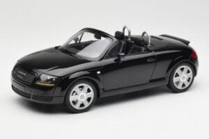 Audi TT 8N Roadster Black Metallic Minichamps 1:18 155017030 メタル