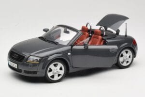 Audi TT 8N Roadster グレー Maisto 1:18 50346 メタル - 画像 2/8