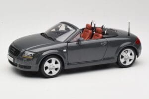 Audi TT 8N Roadster グレー Maisto 1:18 50346 メタル