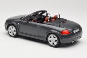 Audi TT 8N Roadster グレー Maisto 1:18 50346 メタル - 画像 7/8