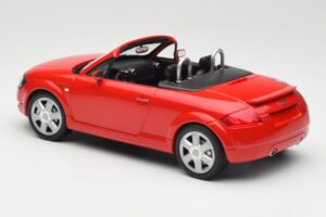 Audi TT 8N Roadster レッド Minichamps 1:18 155017032 メタル - 画像 5/6