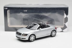 Audi TT 8N Roadster Silver Metallic Minichamps 1:18 155017031 メタル - 画像 6/6