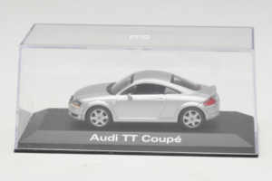 Audi TT 8N シルバー Minichamps 1:43 5019800423 メタル - 画像 4/5