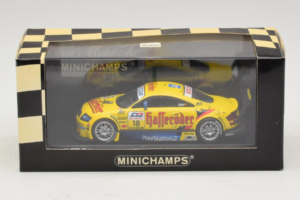 Audi TT-R #18 C. Abt Abt Sportsline DTM 2001 Minichamps 1:43 400011118 メタル - 画像 5/5