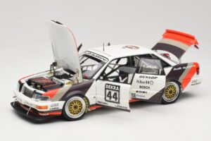 Audi V8 Quattro DTM #44 Team AZR F. Jelinski 1991 Minichamps 1:18 100911044 メタル - 画像 2/8
